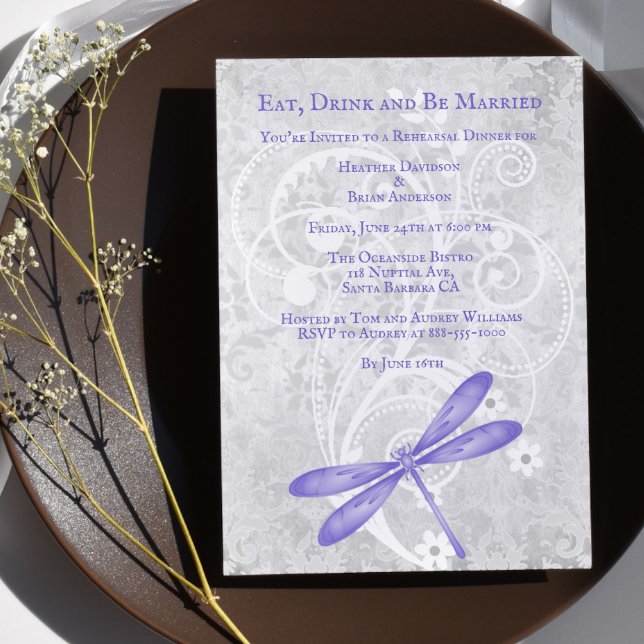 Lila Hochzeitsessen der Drachenfliege - Einladung (Purple Dragonfly Wedding Rehearsal Dinner Invitation)