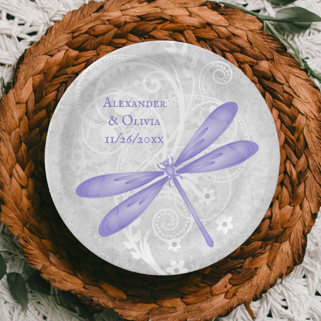 Lila Hochzeitsplatte Pappteller (Purple Dragonfly Wedding Paper Plate)