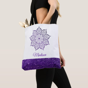 Lila Imitate Glitzer Mandala auf Weiß