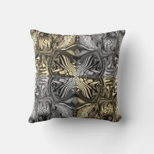 Lila Iris-Blume / Sepia / B & W / Vier / Kissen