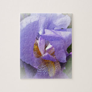 lila Iris Puzzle