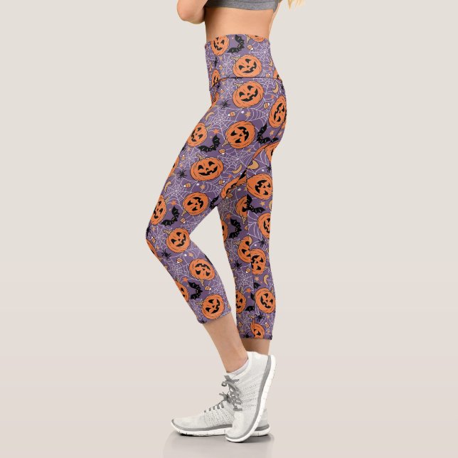 Lila Jack-O-Lantern Halloween-Muster Capri Leggings (Links)