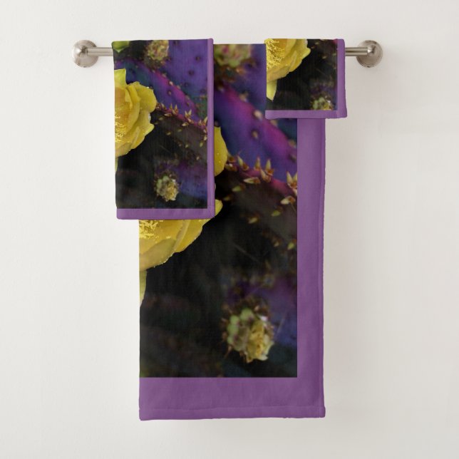 Lila Kakteen-Pantolblumen Badhandtuch Set (Insitu)