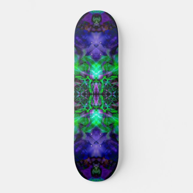 Lila Kaleidoskop-Blume Skateboard (Vorderseite)