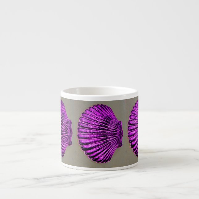 lila Kammmuscheln Espressotasse (Vorderseite)