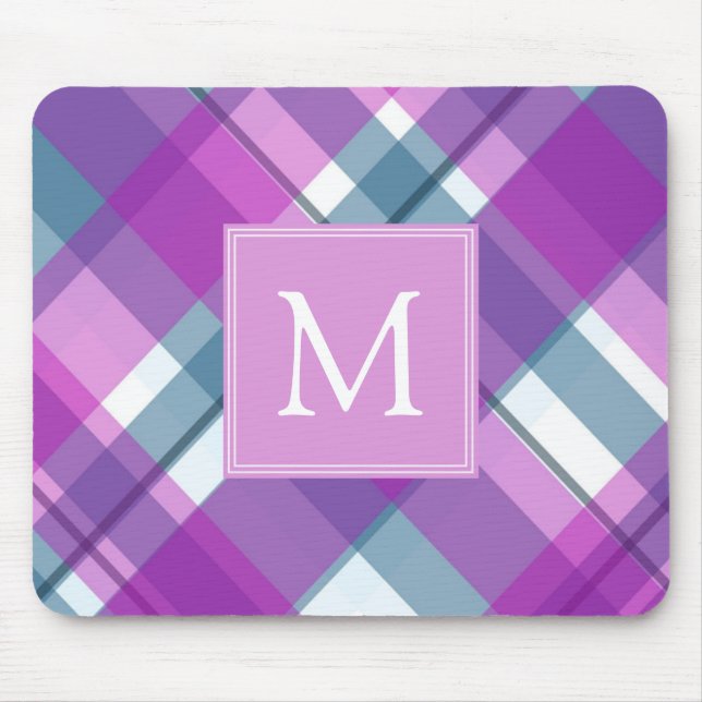 Lila Kariertes Monogramm Mousepad (Vorne)