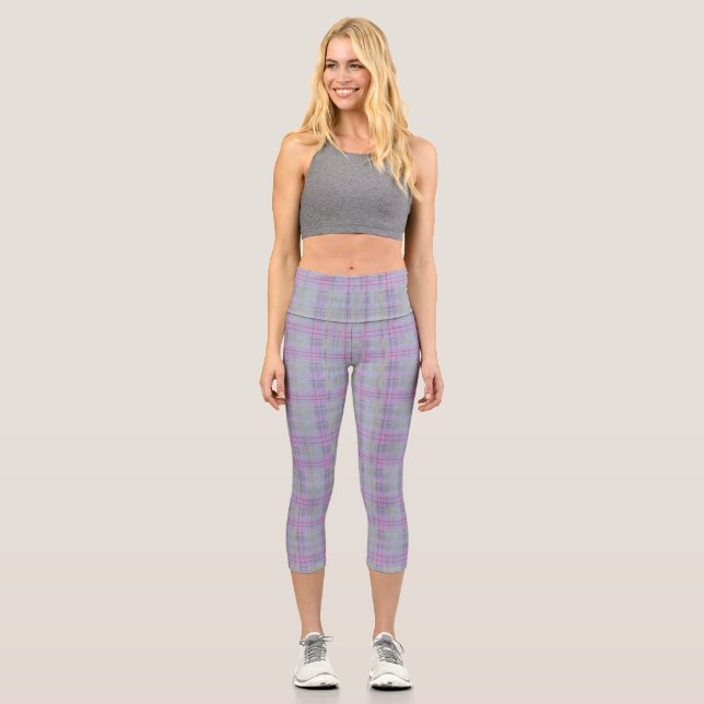 Lila Karo-Harmonie Capri Leggings (Vorderseite)