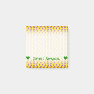 Lila Kette Ähnliches Muster auf einem gelben Post-it Klebezettel