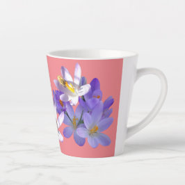 Lila Kreuze mit Bee Pink Latte-Tasse Milchtasse