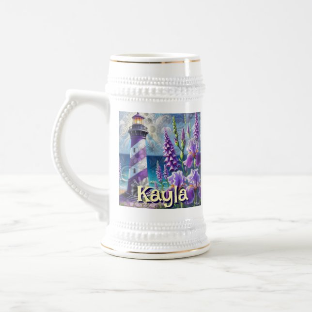 Lila Leuchtturm mit Foxglove & Iris Personalisiert Bierglas (Links)