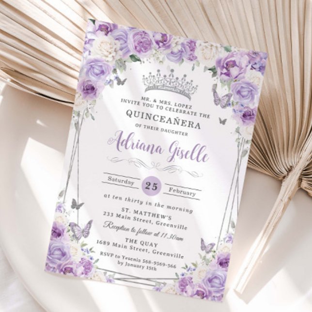 Lila Lilac White Floral Silver Quinceañera XV 16 Einladung (Von Creator hochgeladen)