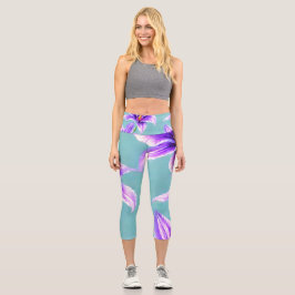 Lila Lilly des Valley Pattern Capri Leggings