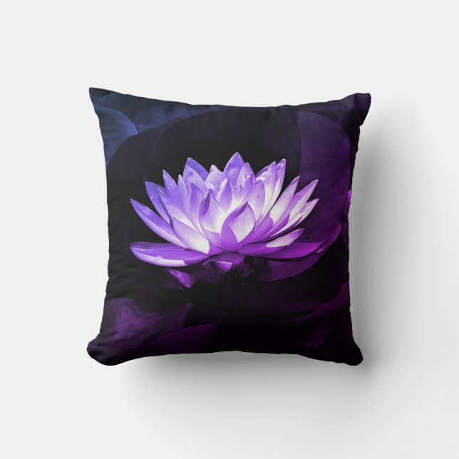 Lila Lotus Pillow Kissen (Vorderseite)