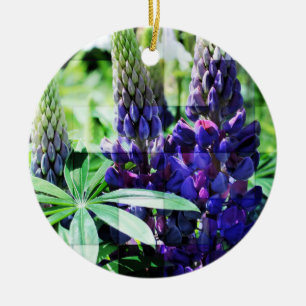 Lila Lupine-Trio-Blumen-Verzierung Keramikornament
