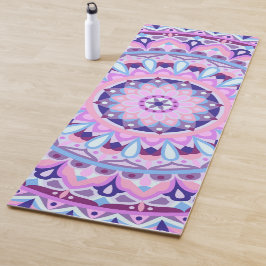 Lila Mandala zentriertes Boho Fitness Meditationst Yogamatte