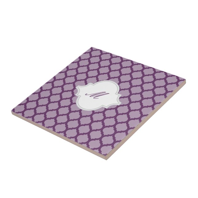 Lila marokkanisches Muster mit Monogram-Tile-Trive Fliese (Seite)