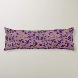 lila mauve geometrisch seitenschläferkissen