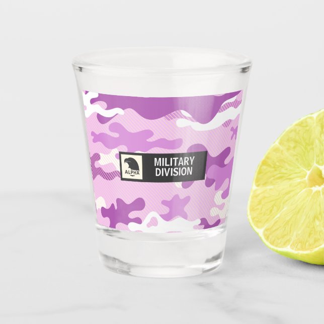 Lila Militär-Camouflage-Shotglas Schnapsglas (Vorderseite)