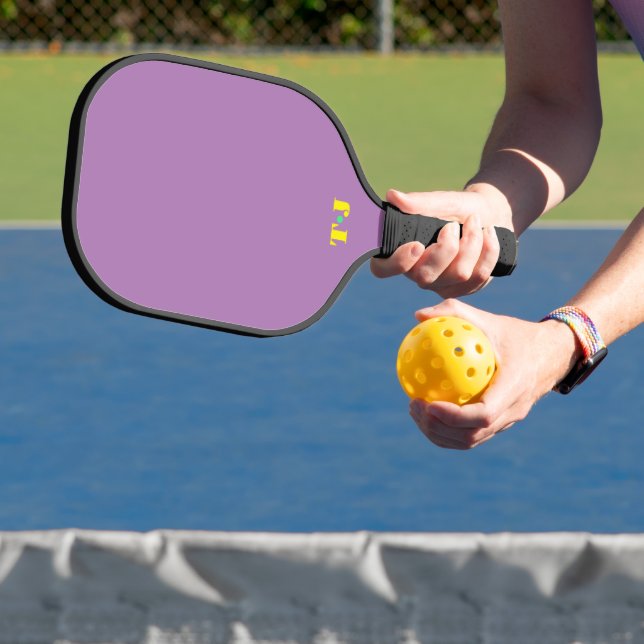 Lila Mit Monogramm Pickleball Schläger (InSitu)