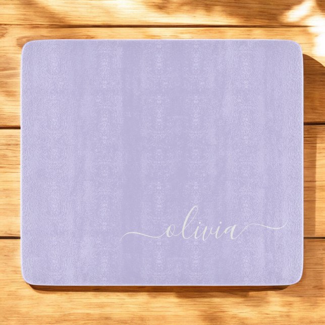 Lila moderne Schriftzug Mädchen-Monogramm-Name Schneidebrett (Von Creator hochgeladen)