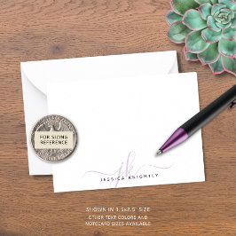 Lila Monogram-Initialen für moderne Chic Script Mitteilungskarte