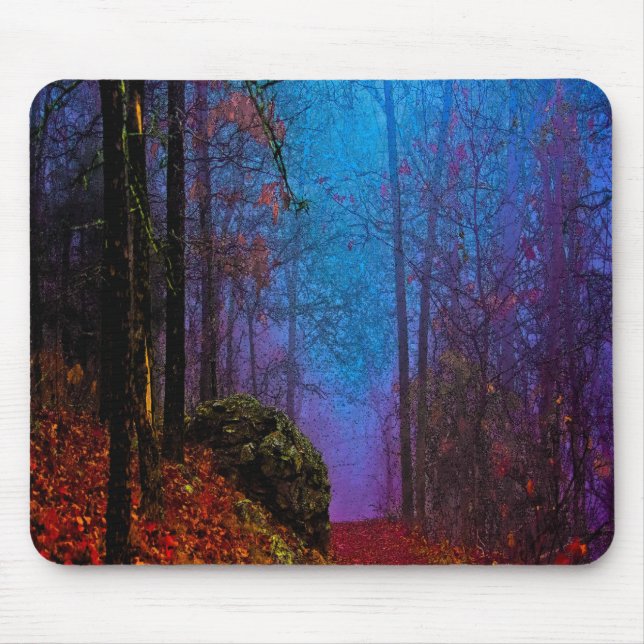 Lila Nebel aus gestrichenem Wald Mousepad (Vorne)