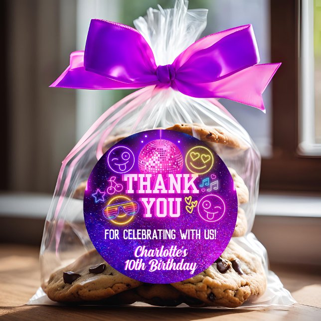 Lila Neon Glow Retro Niedliche LächelFaces Vielen  Runder Aufkleber (Von Creator hochgeladen)