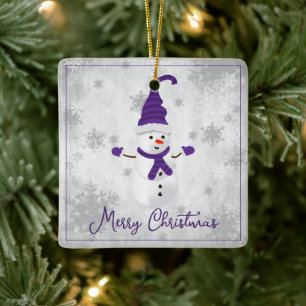 Lila Niedliches Schneemann-Urlaubsornament Keramikornament