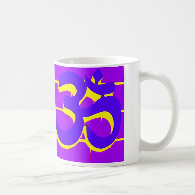 lila Om-Tasse Kaffeetasse (Rechts)
