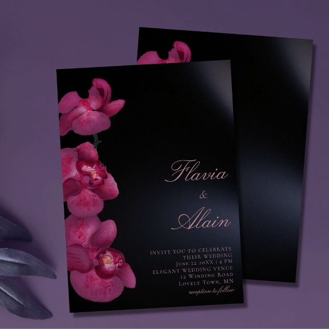 Lila Orchid Moody Dark Calligraphy Chic Wedding Einladung (Von Creator hochgeladen)