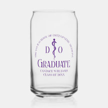 Lila Osteopathischer Abschluss