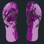 Lila Paint-Spritzer - Hochzeitsfeier - Flip Flops<br><div class="desc">Die lila Lackfarben-Spritzer Hochzeitsfeiern sind Teil der - Lila Spritzer-Hochzeitsdekoration - Kollektion. Das ganzjährig lila Angebot an Hochzeitsfeiern eignet sich hervorragend, um den Gästen bei einer Hochzeit am Strand alternative Schuhe anzubieten. Passen Sie die lila Farbe an, indem Sie die Füllfarbe bearbeiten. Kontaktieren Sie https://t.me/KBMD3signs, um Hilfe bei der Anpassung...</div>