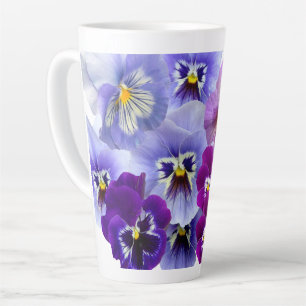 Lila Pansy-Kaffee Latte Tasse Blume Blumenstrauß
