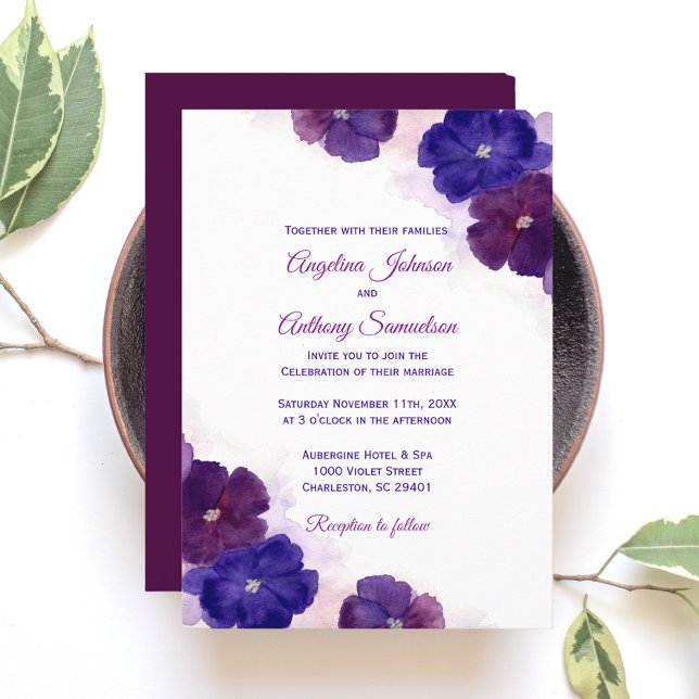 Lila Pflaume Royal Blue Watercolor Blumenhochzeit Einladung (Purple Plum Royal Blue Watercolor Floral Wedding Invitation)