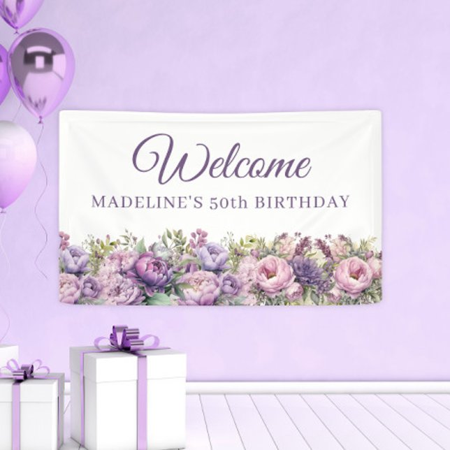 Lila Pink Floral 50. Geburtstag Willkommen Banner (Elegant floral and script women's 50th birthday party banner)