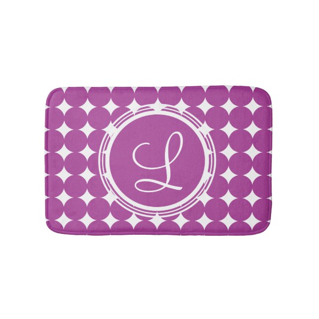 Lila Polka Dot Monogramm Badematte (Vorderseite)
