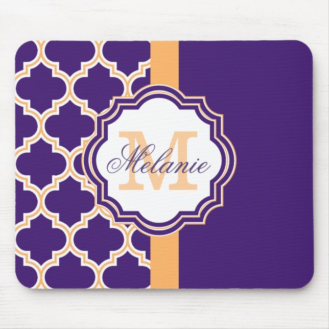 Lila Quatrefolienmonogramm Mousepad (Vorne)