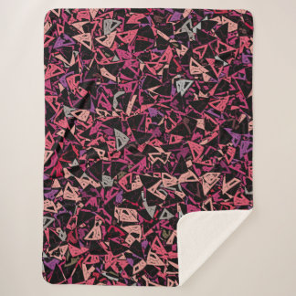 Lila Rosa Dreiecksmuster Sherpadecke