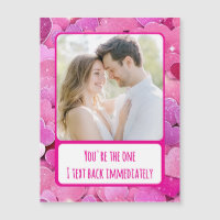 Lila rosa Herzen - Schwarz-Weiß-Fotokarte im Hinte