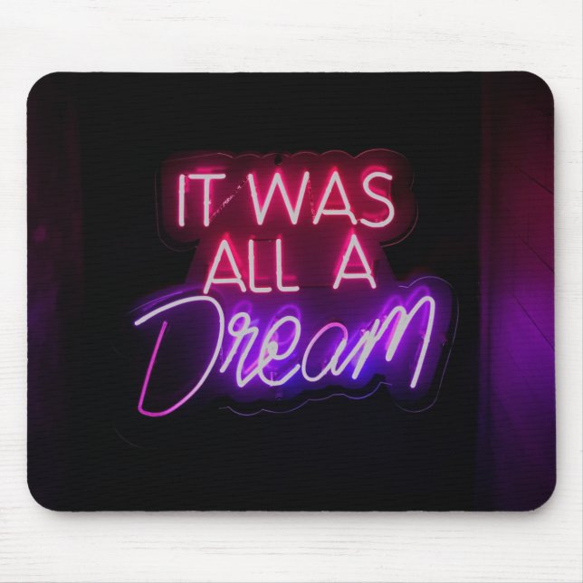 Lila-rosa Wortgrafik Es war alles ein Traumzeichen Mousepad (Vorne)