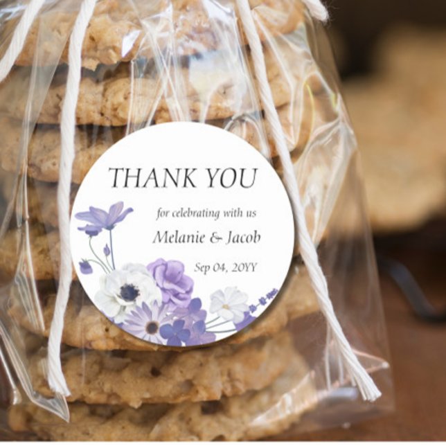 Lila Runder Aufkleber (Von Creator hochgeladen)