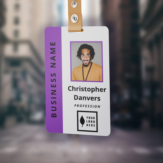 Lila, sauberes Hinzufügen des Mitarbeiters des Log Ausweis (Von Creator hochgeladen)