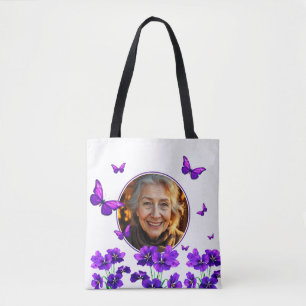 Lila Schmetterling Oma Foto