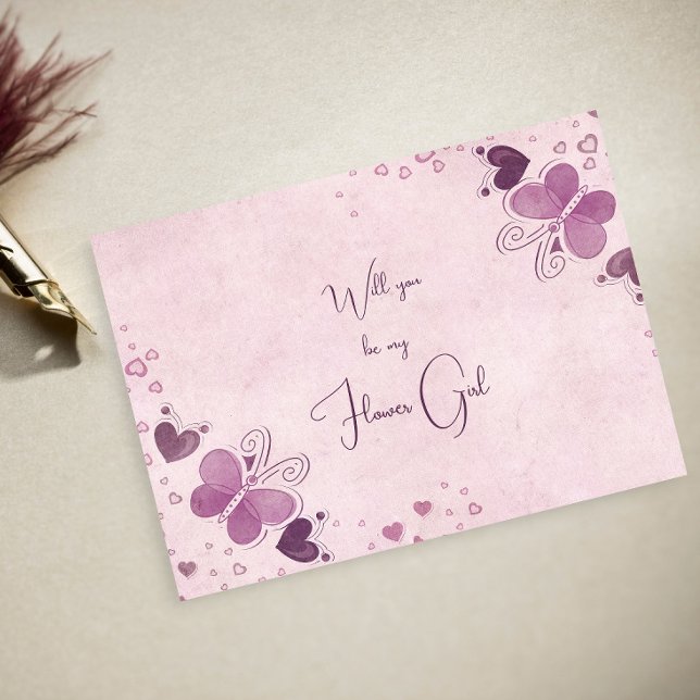 Lila Schmetterlinge und Herzblütenmädchen Ankündigungspostkarte (Von Creator hochgeladen)