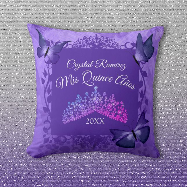 Lila Schmetterlinge und Tiara Quinceanera Pillow Kissen (purple quinceanera keepsake pillow purple butterflies purple decorative frame border pink tiara)