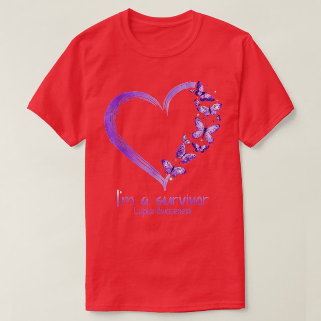 Lila Schmetterlingsherz Im A Survivor Lupus Awaren T-Shirt (Design vorne)