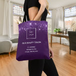 Lila Schönheitssalon für Glitzer aus Silber<br><div class="desc">Stilvoll lila Hintergrund mit Imitaten verziert silbernen Glitzer Staub. Personalisieren und hinzufügen Sie Ihre Geschäfts-,  Firmenlogo,  Namen und Kontaktinformationen.</div>