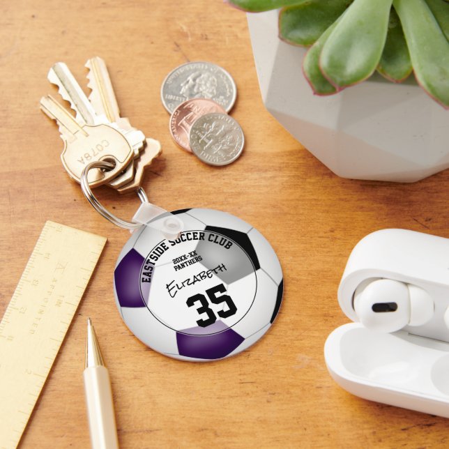 lila schwarze Fußballmannschaft färbt Sportgeschen Schlüsselanhänger (Schreibtisch)