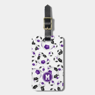 lila schwarze Fußballtasche mit Teamfarben Gepäckanhänger