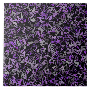 Lila schwarzes Dreieckmuster Fliese